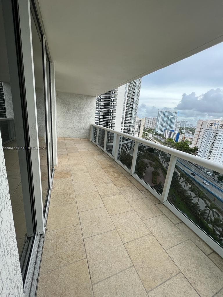 1800 S Ocean Dr 1606 photo 6