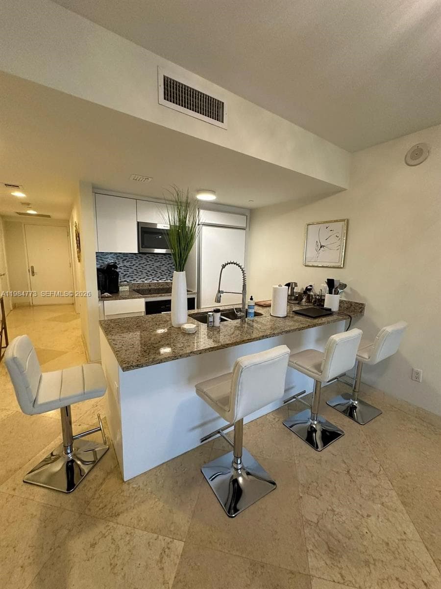 1800 S Ocean Dr 1606 photo 22