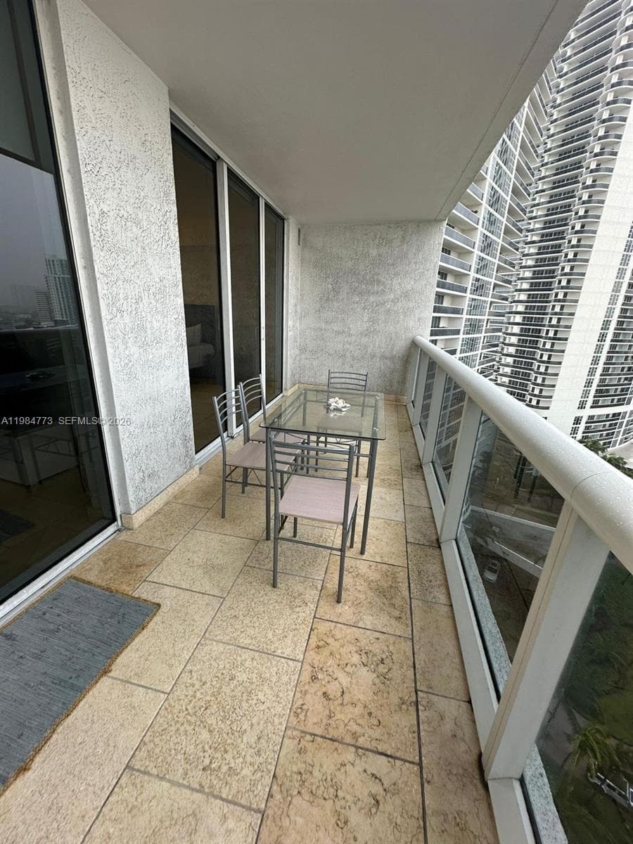 1800 S Ocean Dr 1606 photo 7