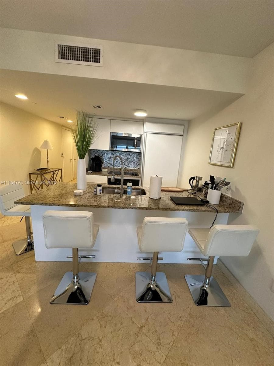 1800 S Ocean Dr 1606 photo 14