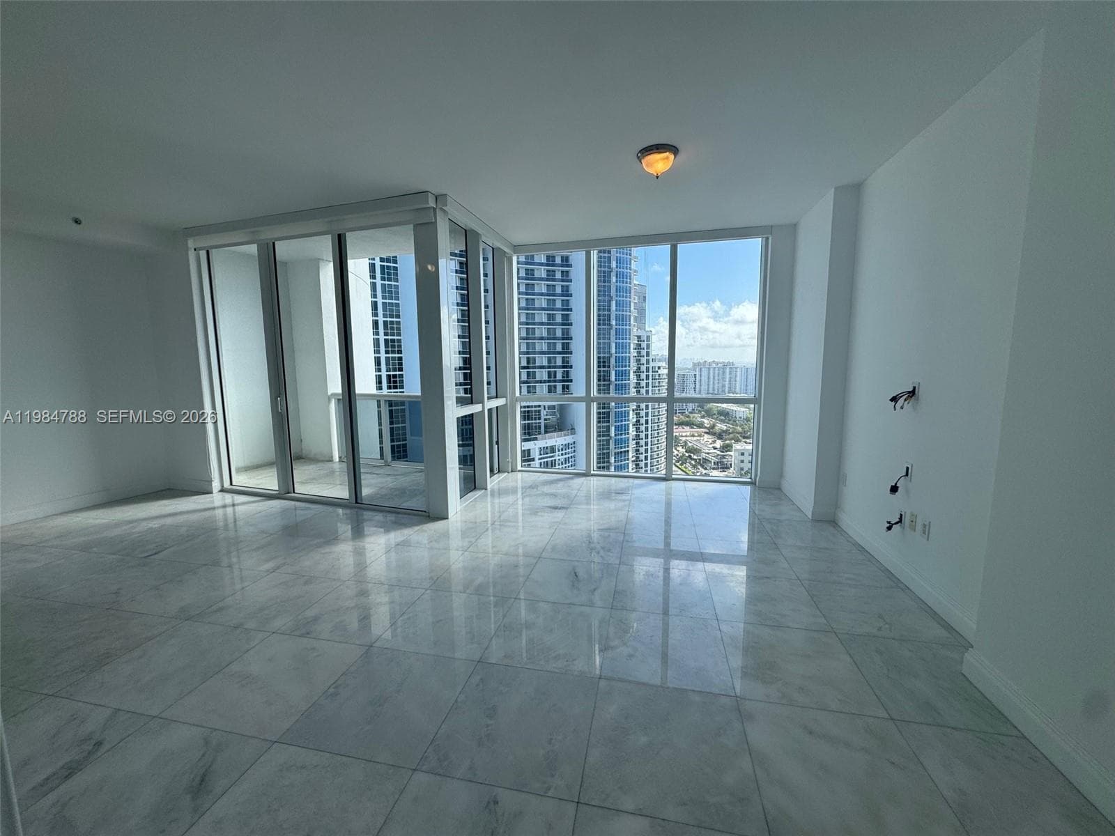 18201 Collins Ave 3505 photo 4