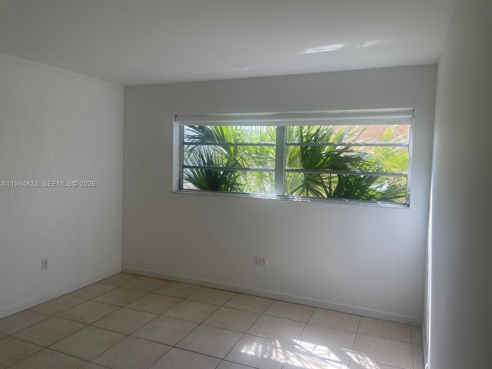 3522 NE 171st St 206 photo 6