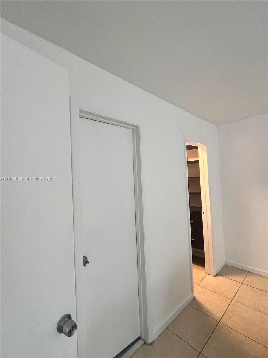 3522 NE 171st St 206 photo 15