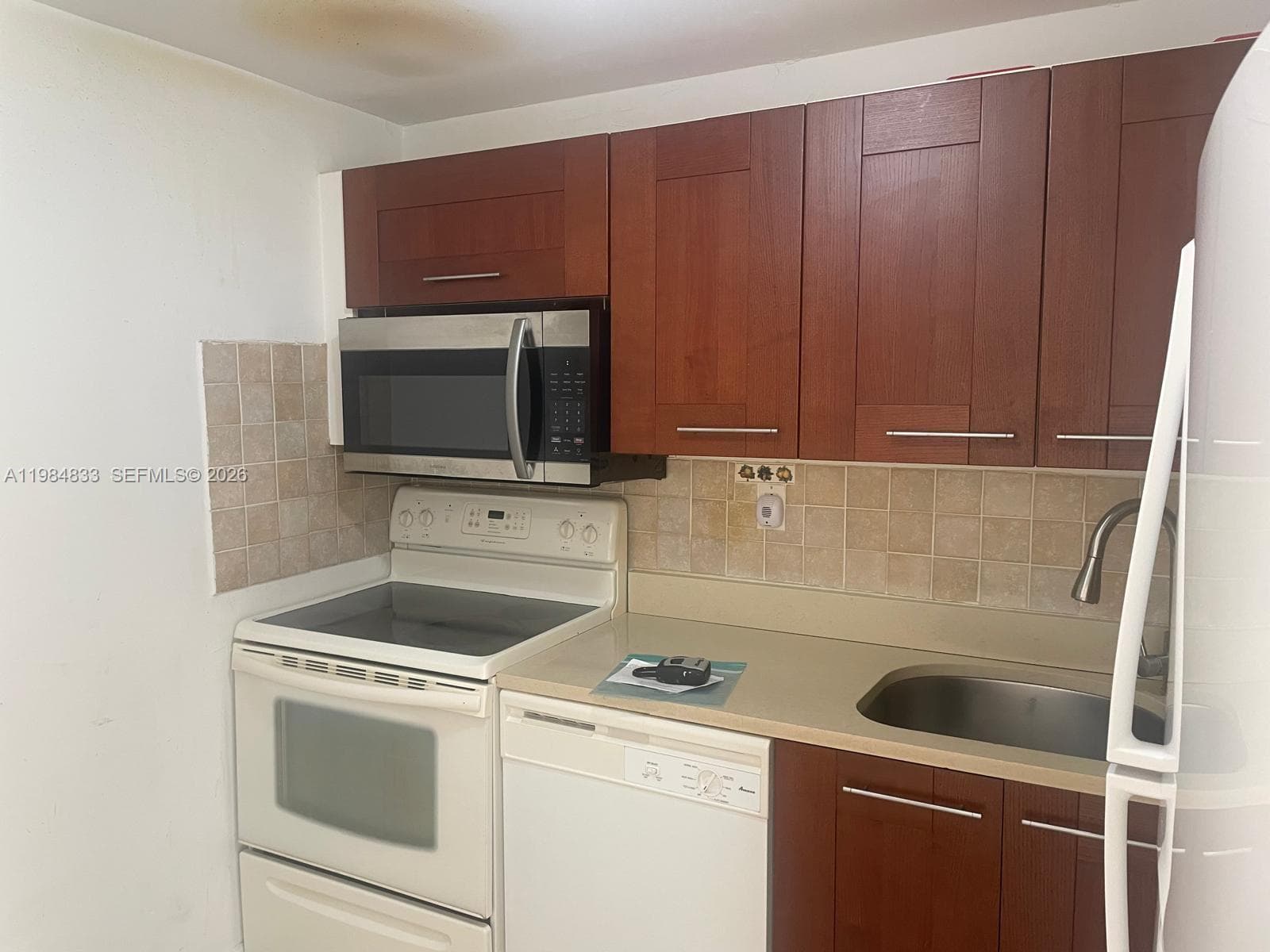 3522 NE 171st St 206 photo 4