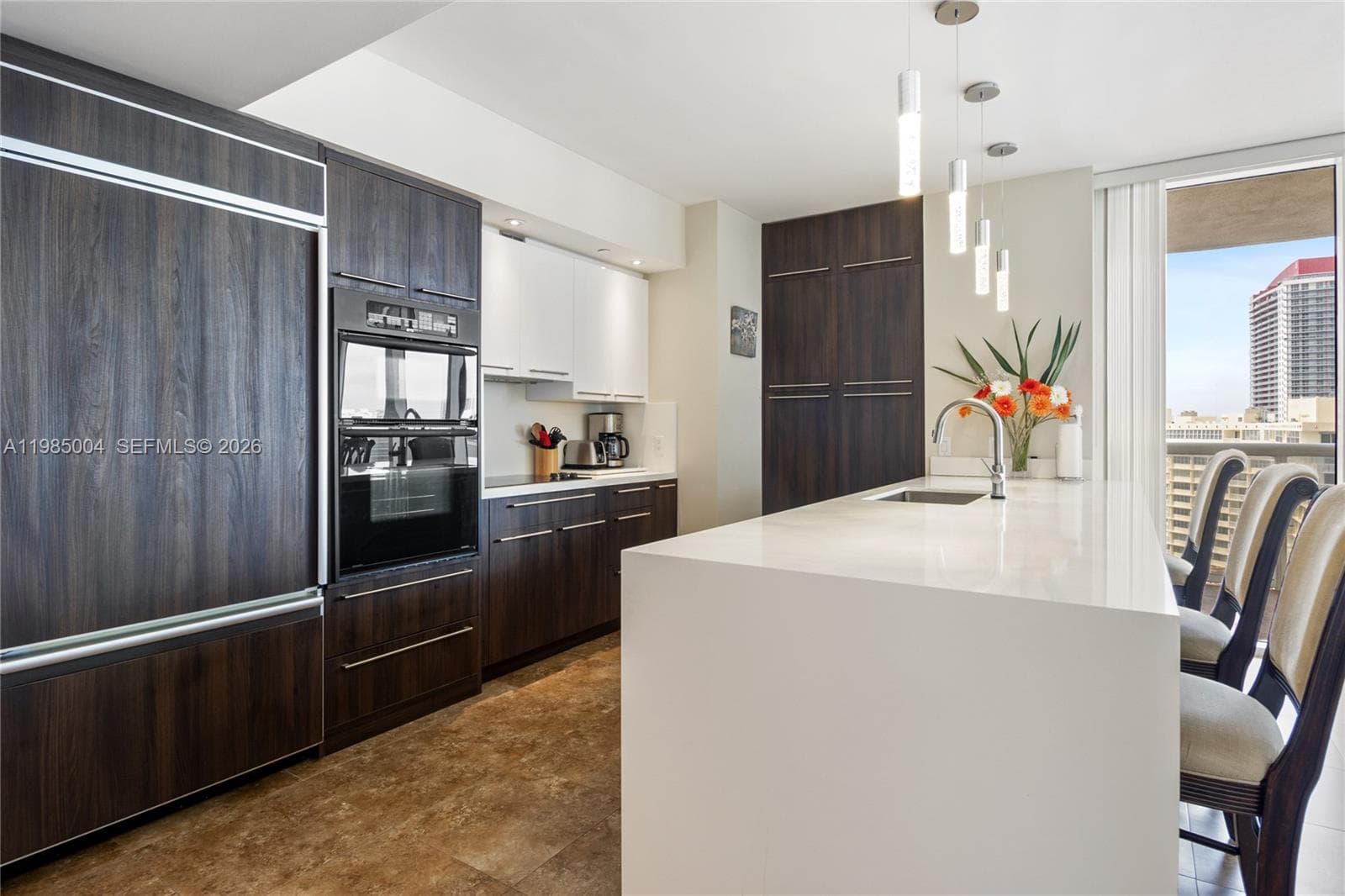 1830 Ocean Dr 1108 photo 7