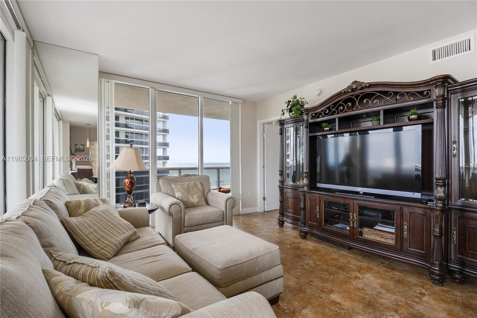 1830 S Ocean Dr 1108 photo 3