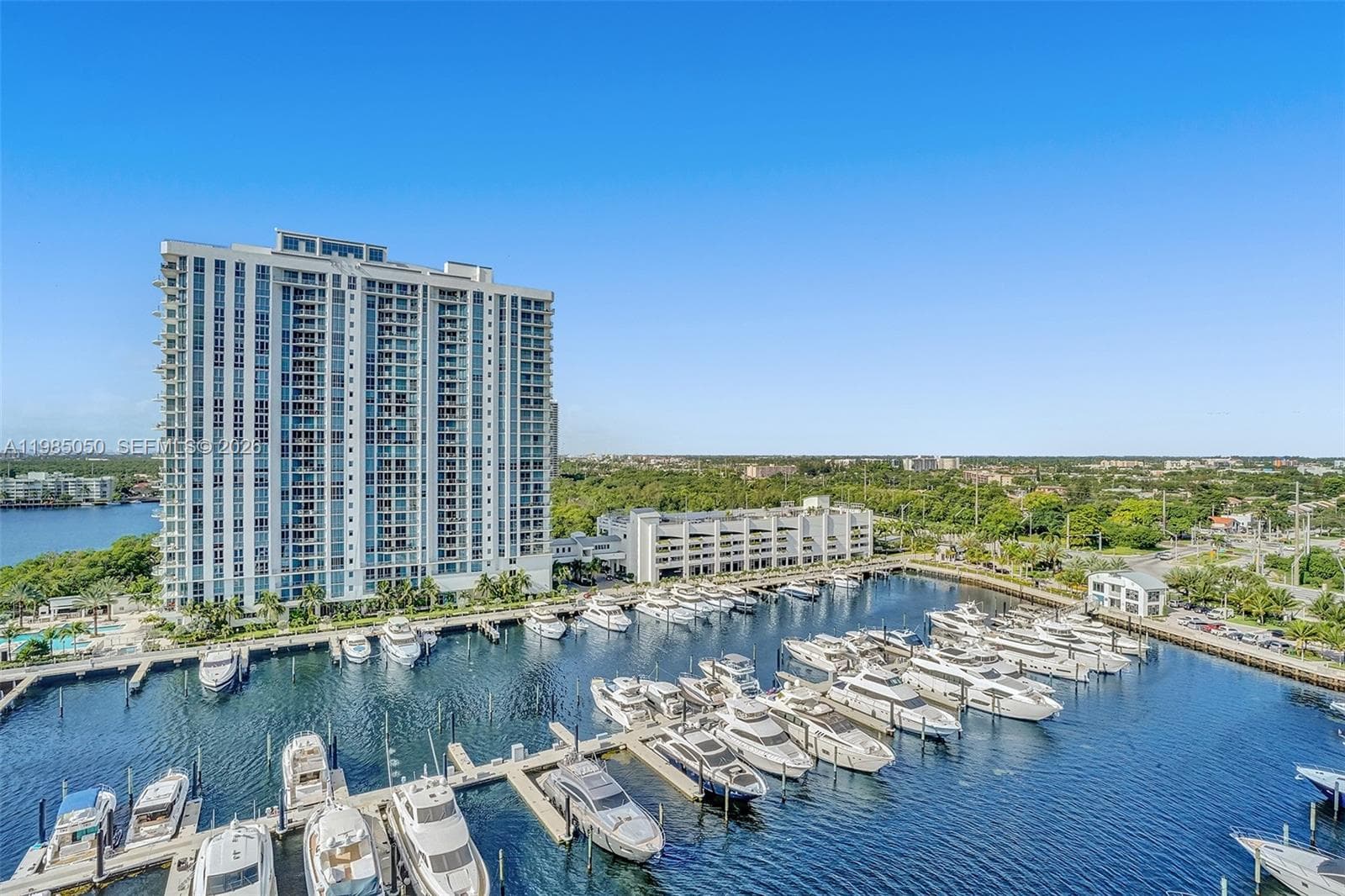 17301 Biscayne Blvd 1207 photo 23