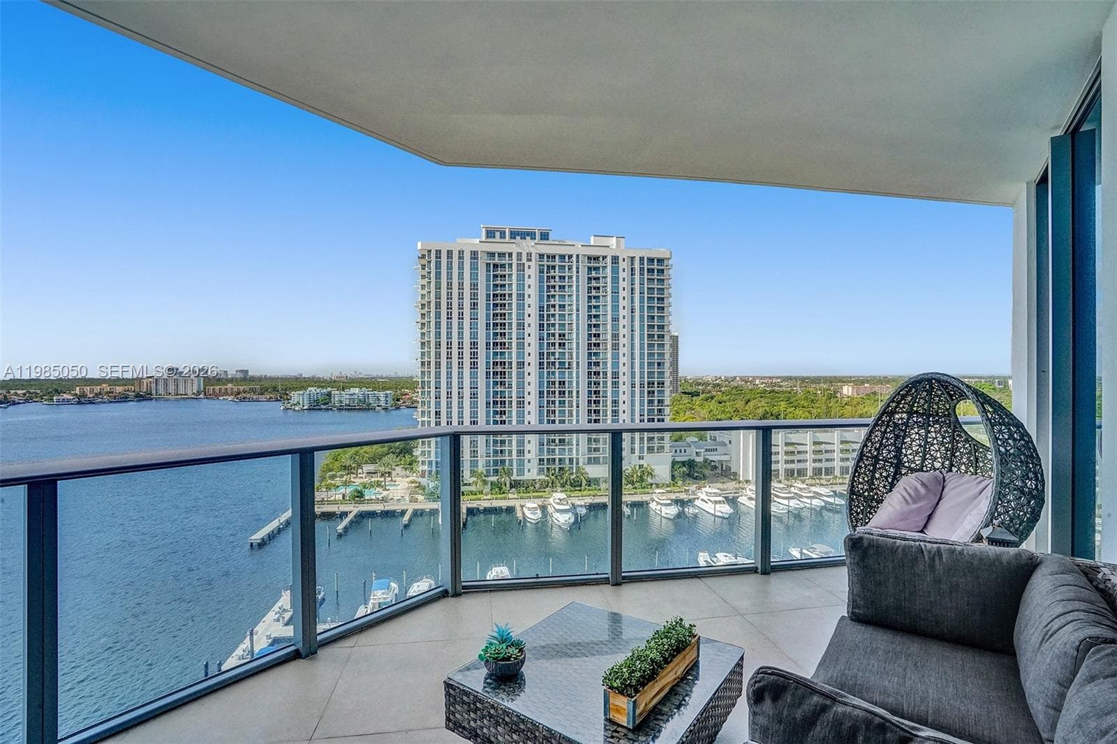 17301 Biscayne Blvd 1207 photo 2