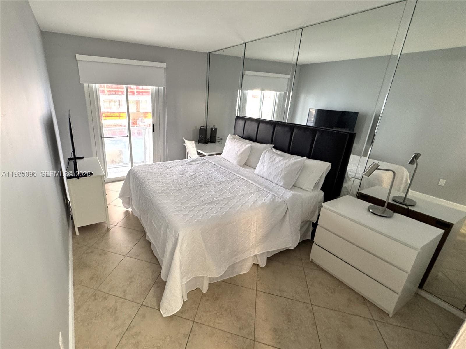 9195 Collins Ave PH4 photo 7