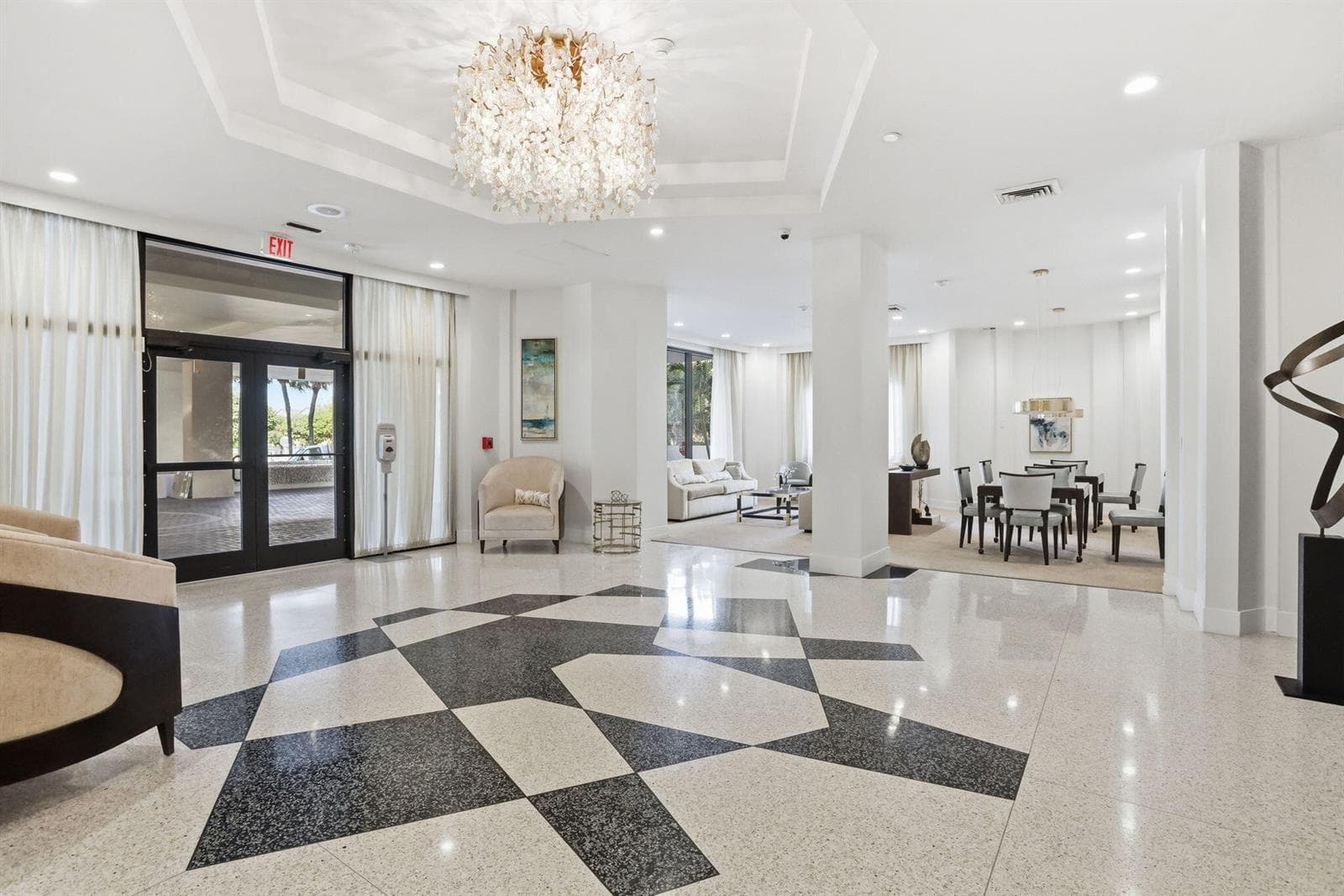 2000 S Ocean Boulevard 2l photo 24