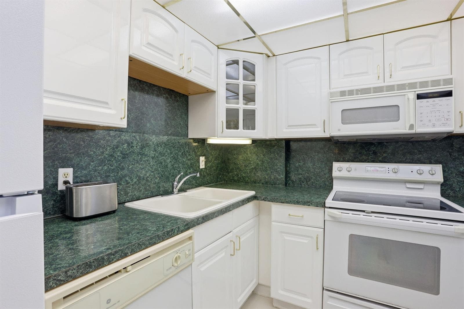 2000 S Ocean Boulevard 2l photo 4
