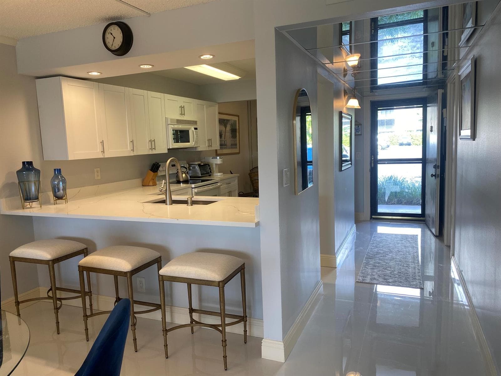 14 Royal Palm Way 106 photo 6