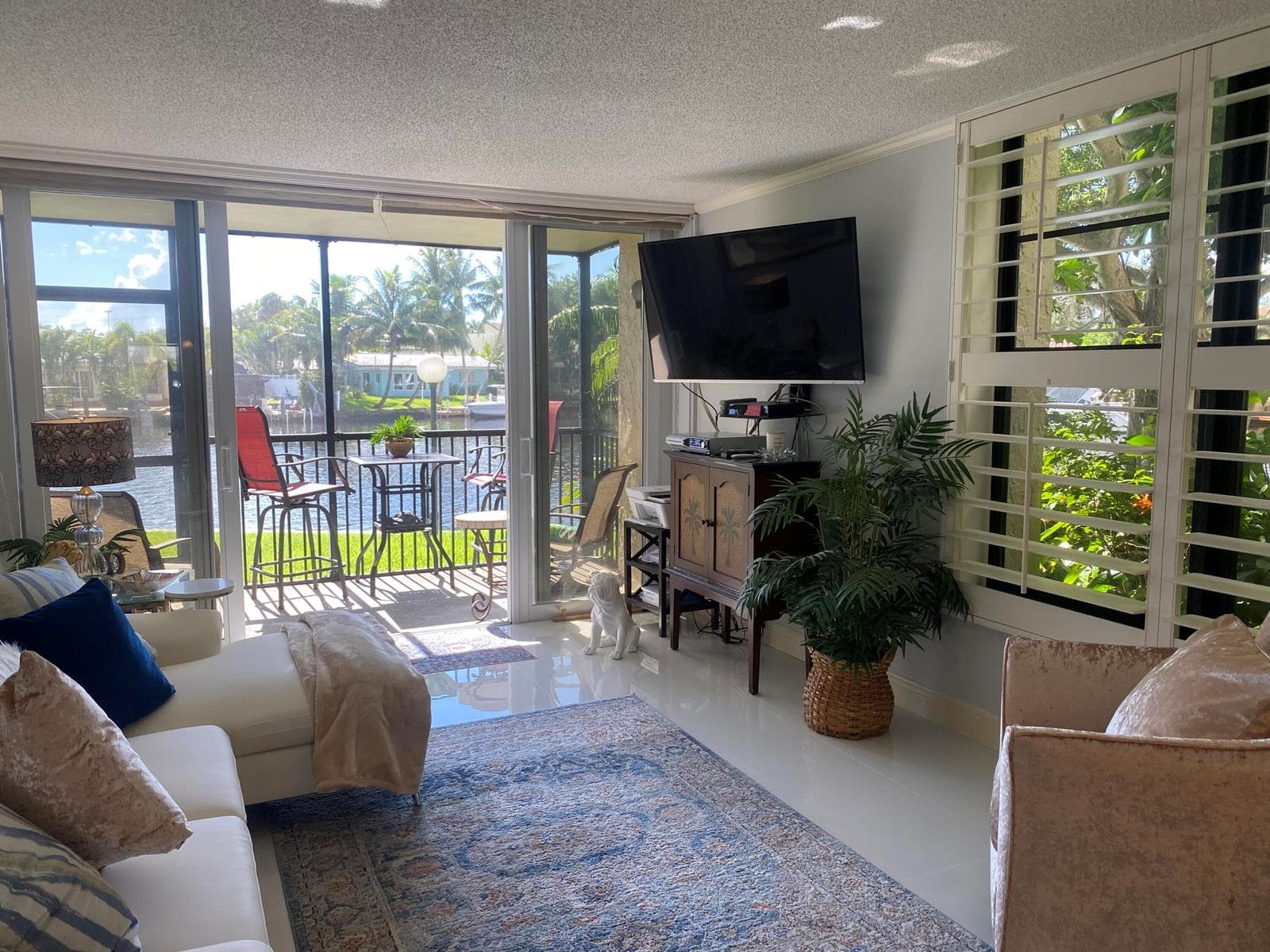14 Royal Palm Way 106 photo 15