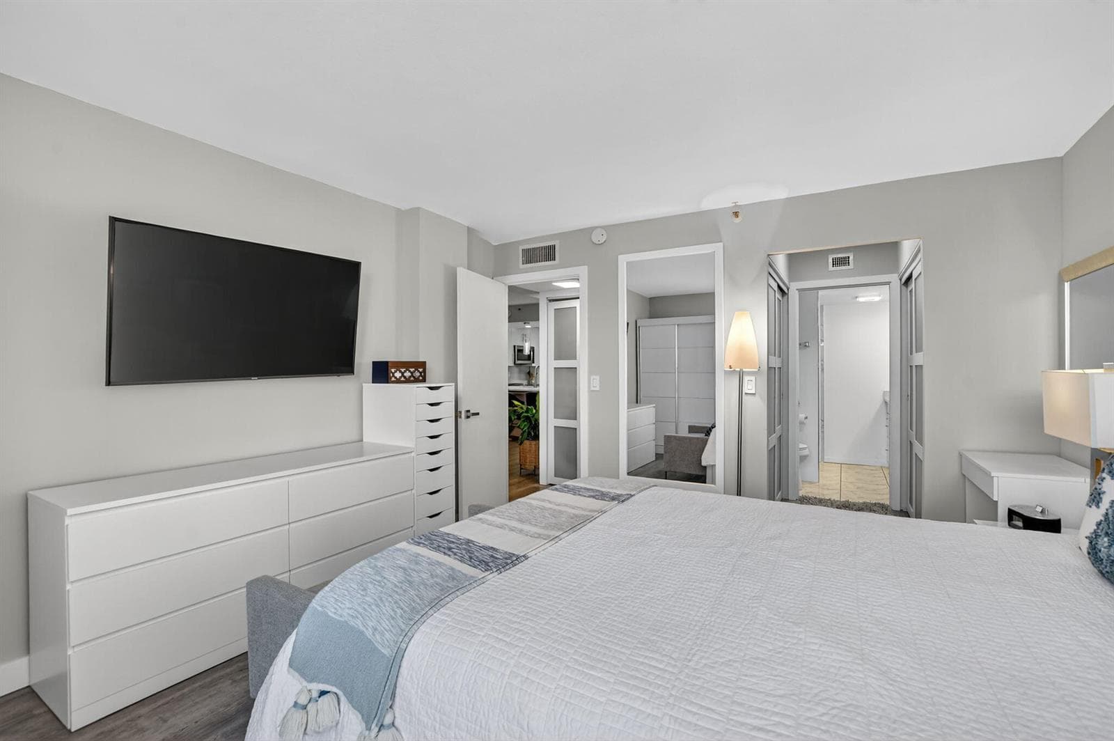 20 Royal Palm Way 503 photo 24