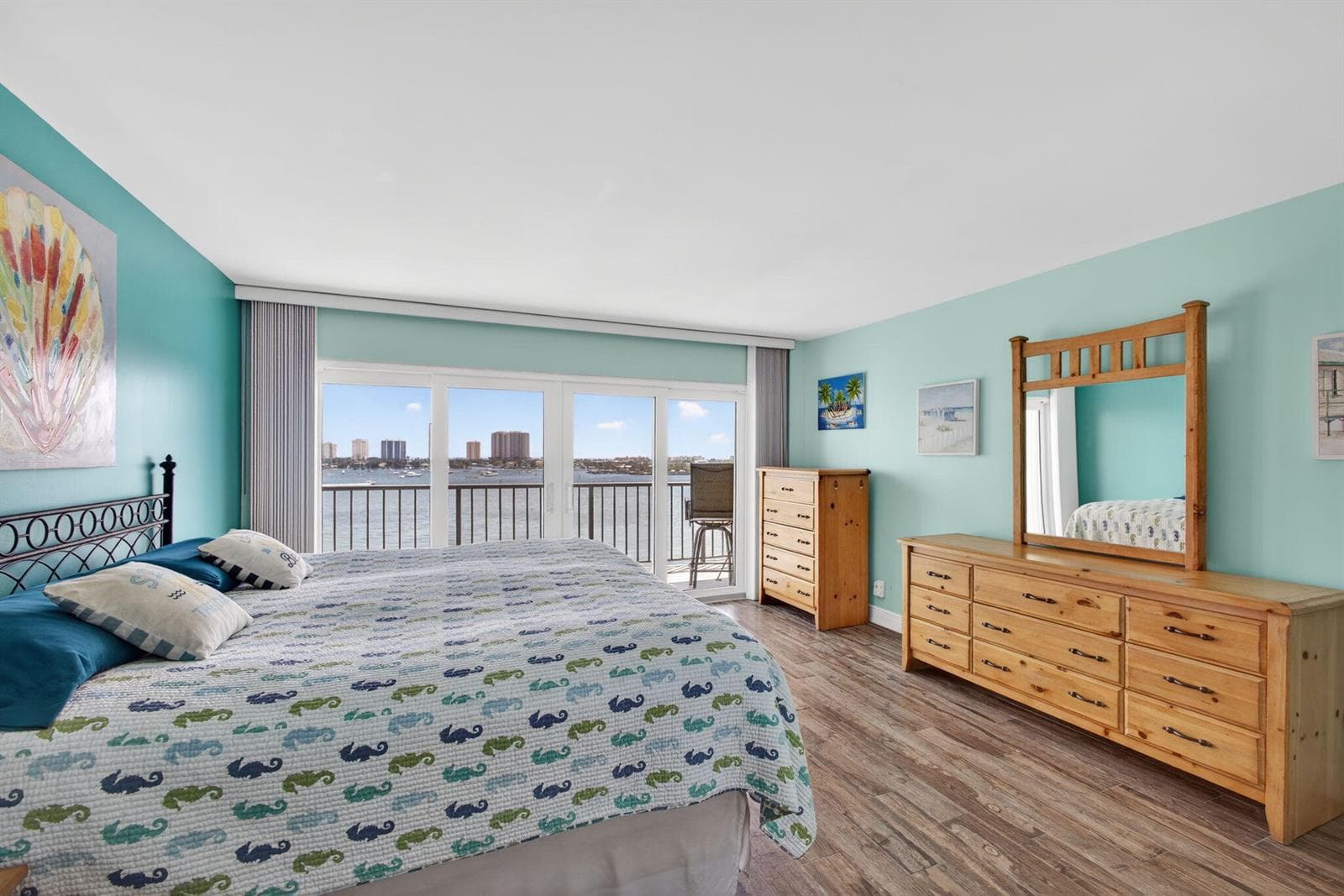 3040 Lake Shore Drive photo 22