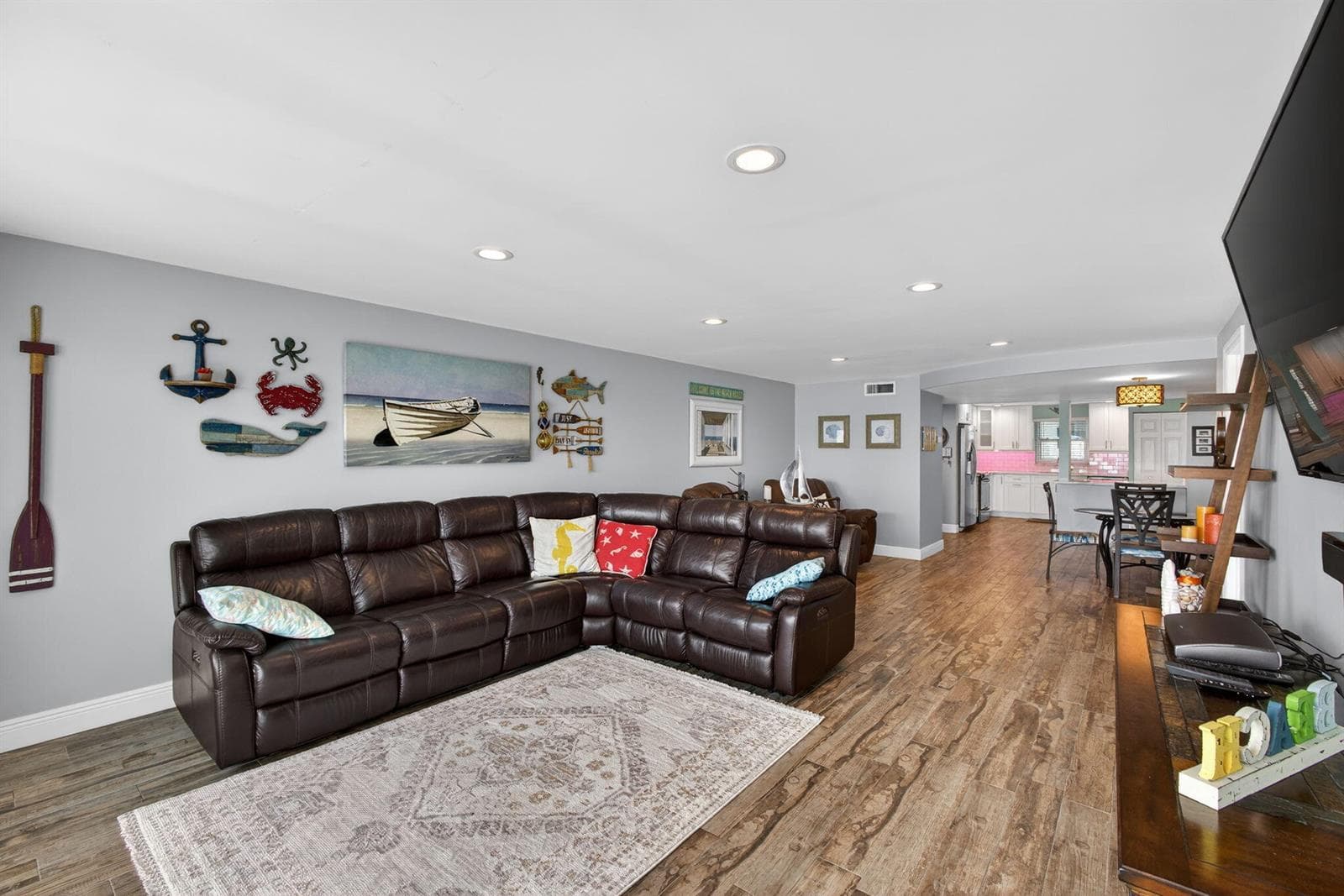 3040 Lake Shore Drive photo 19