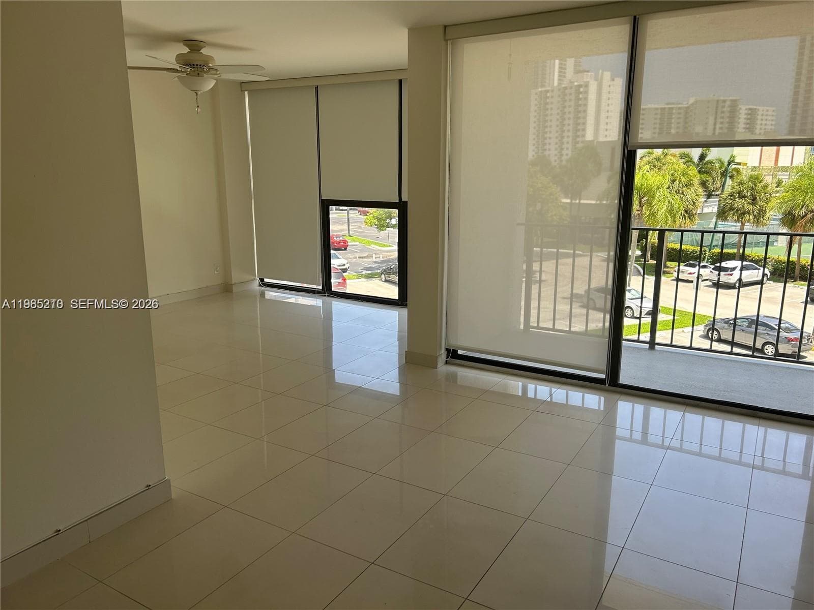 400 Leslie Dr 308 photo 13