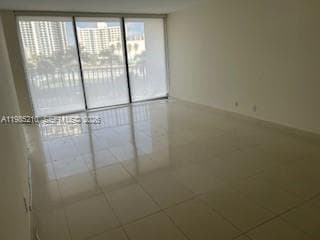 400 Leslie Dr 308 photo 12