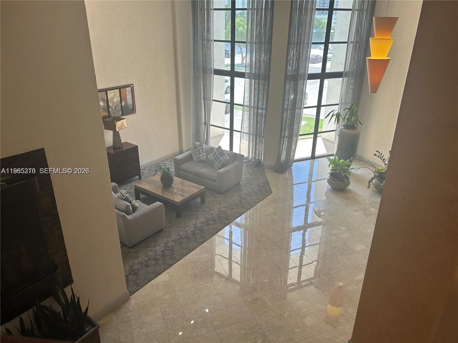 400 Leslie Dr 308 photo 19