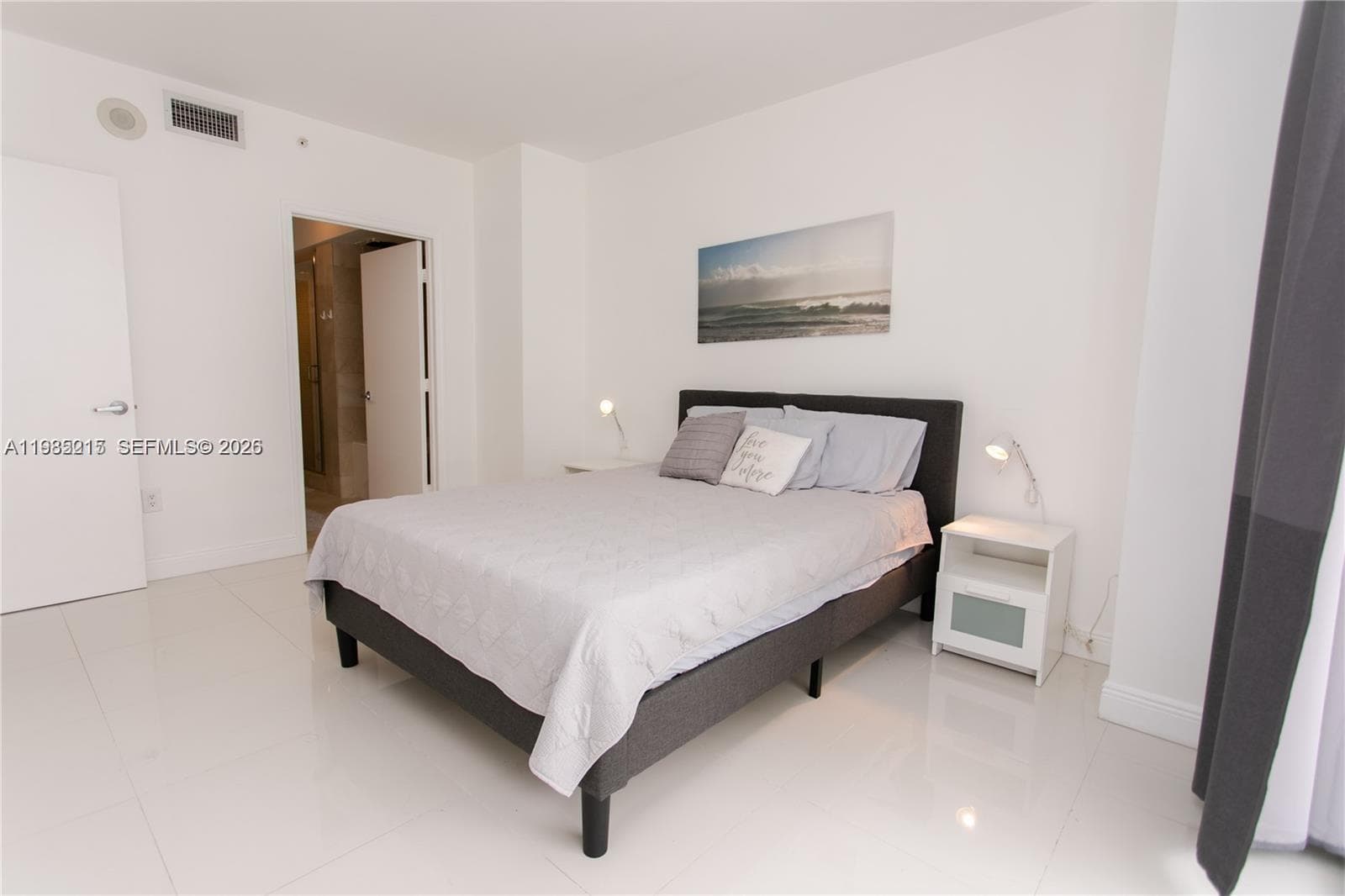 6365 Collins Ave 806 photo 4