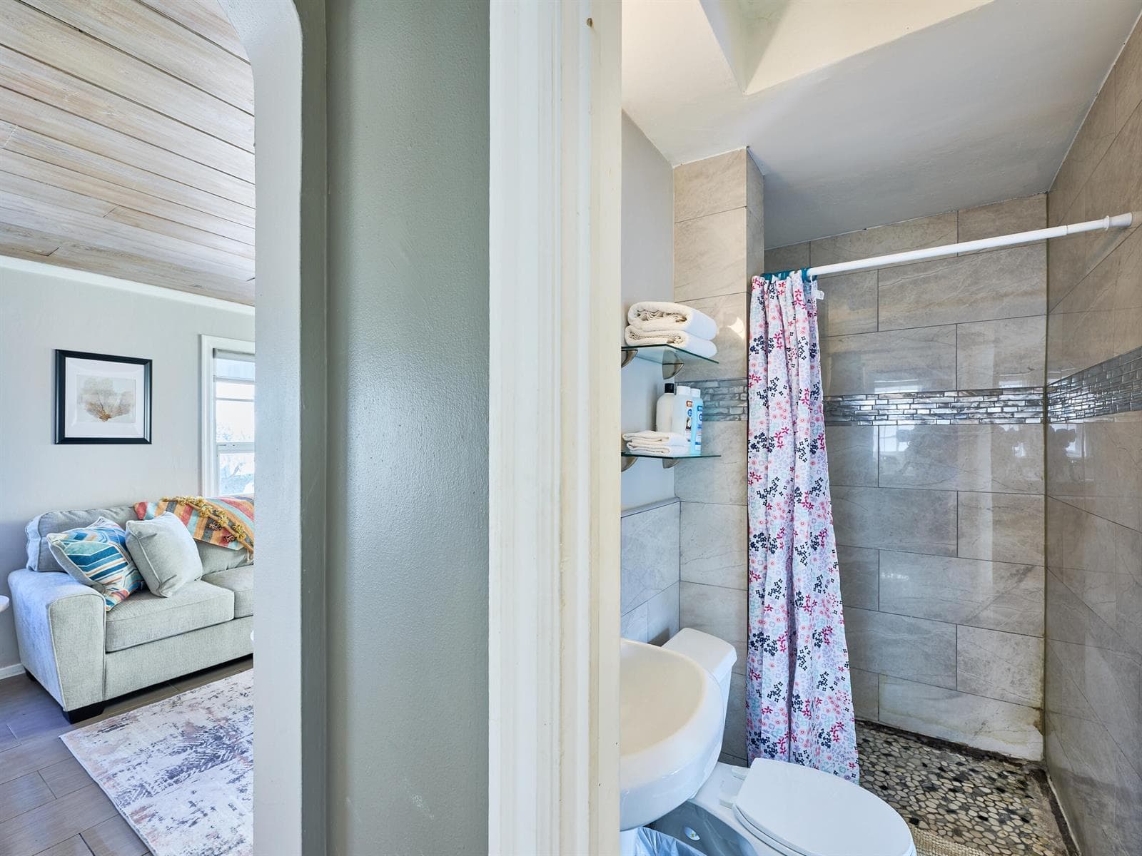 1214 E Atlantic Avenue 1 photo 24
