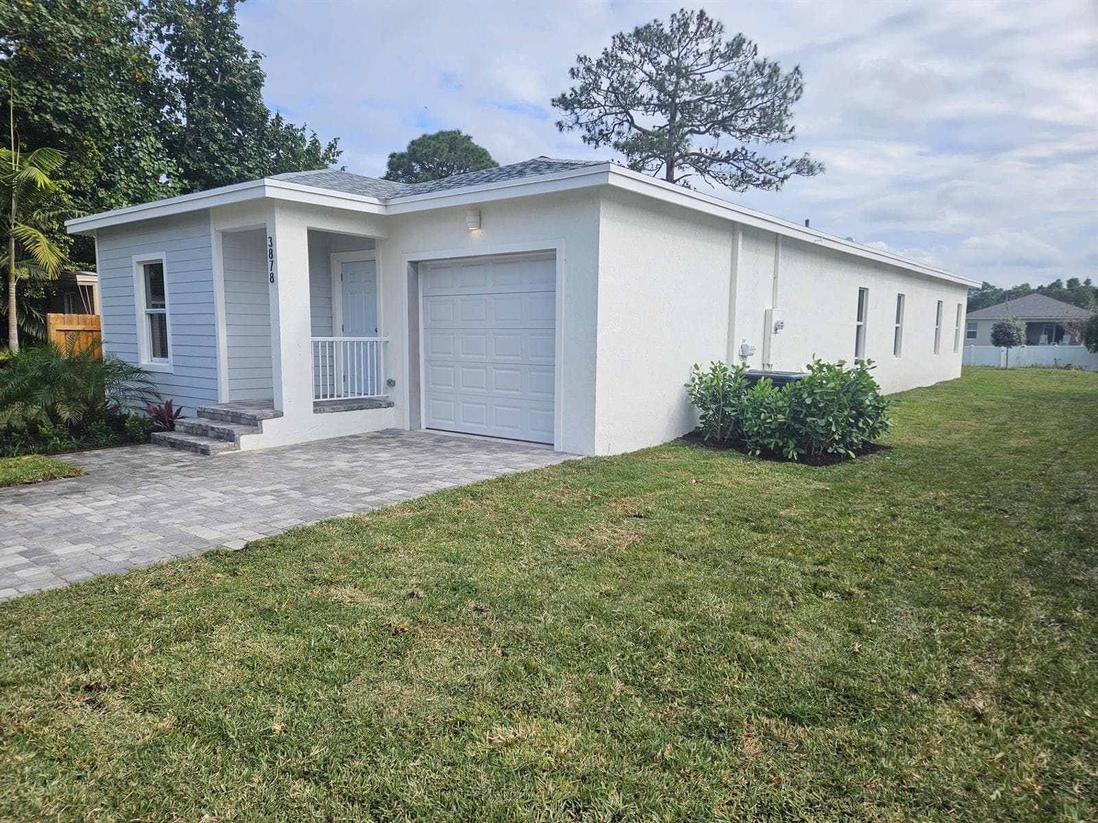 3848 SE Grant Street photo 1