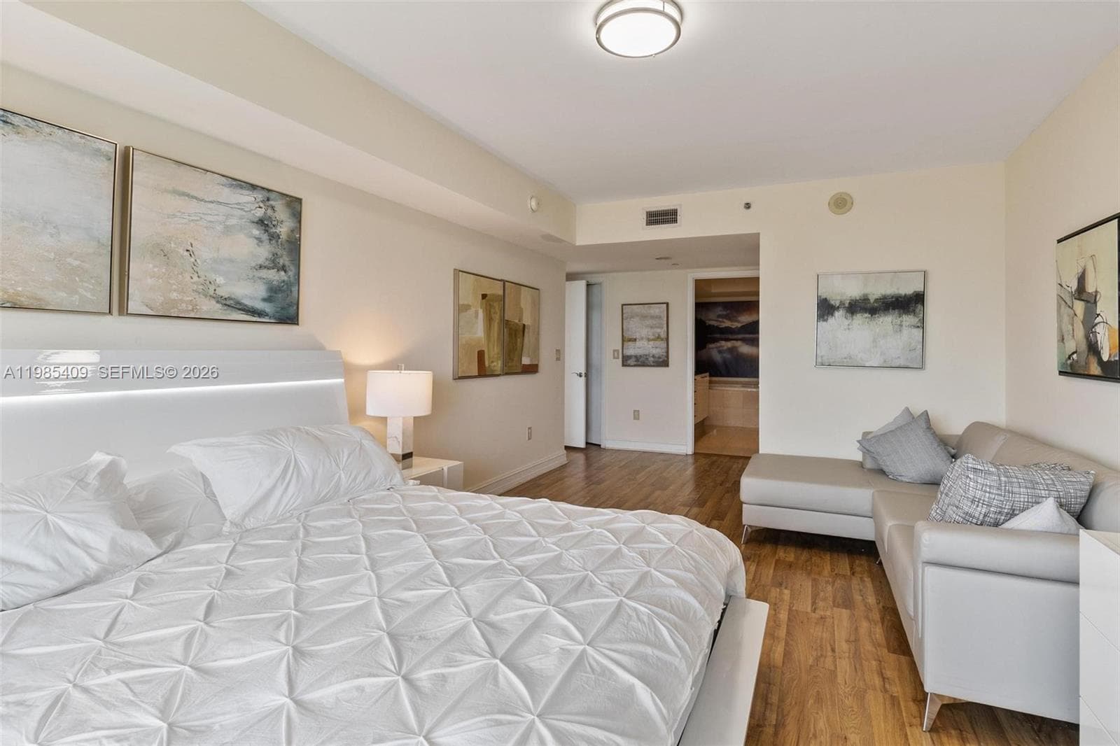 1830 S Ocean Dr 4706 photo 10