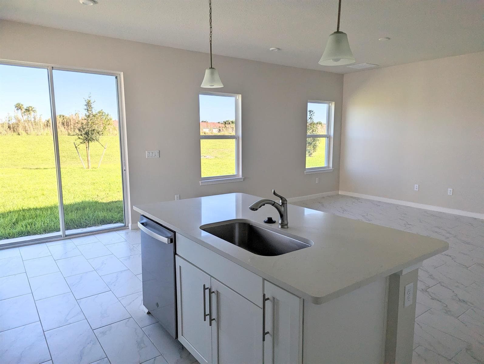 10597 SW Vasari Way photo 3
