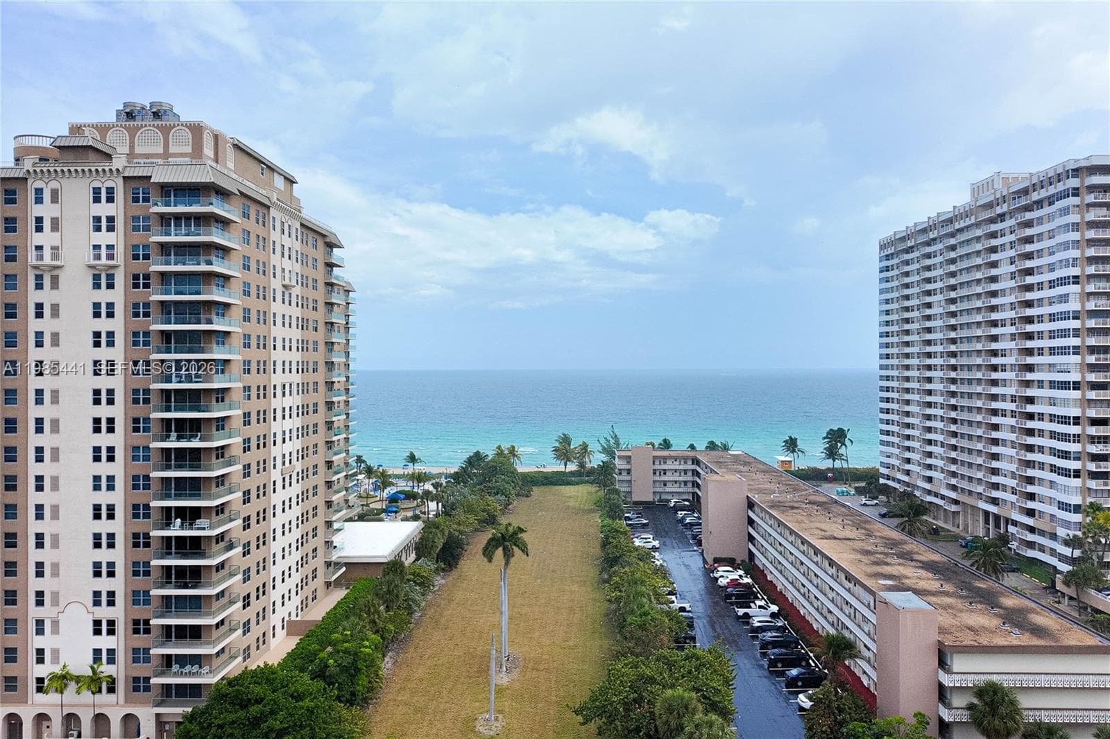 1945 S Ocean Dr 1114 photo 1