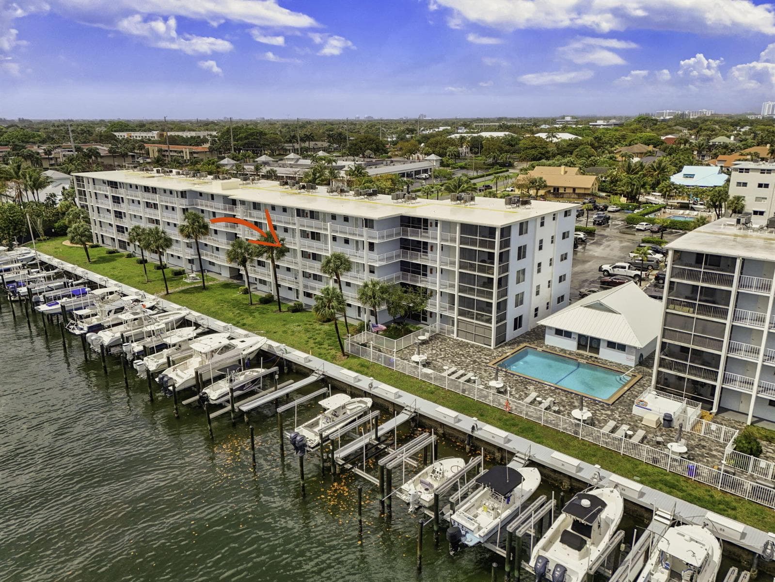 108 Paradise Harbour Boulevard 305 photo 6
