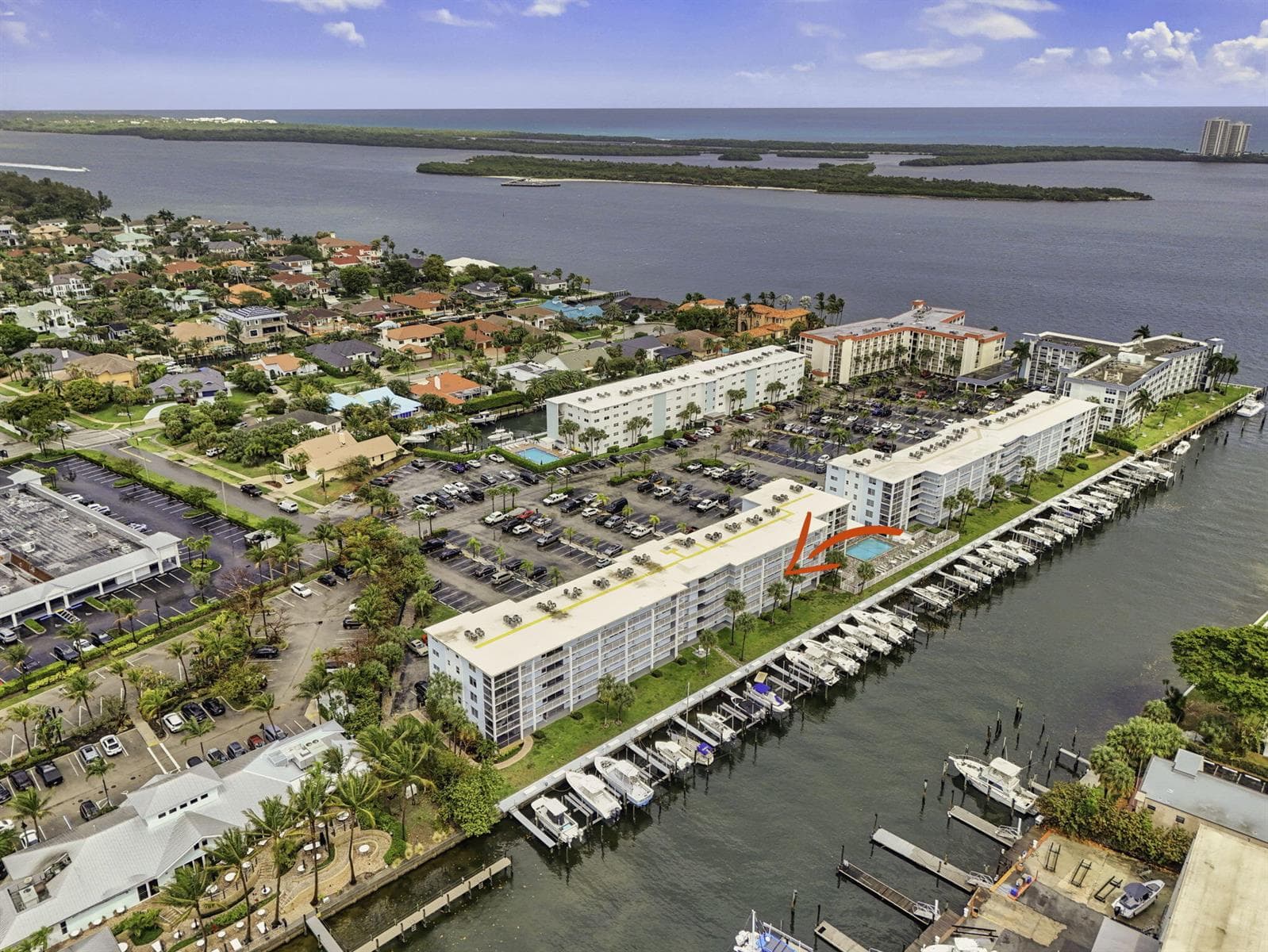 108 Paradise Harbour Boulevard 305 photo 10