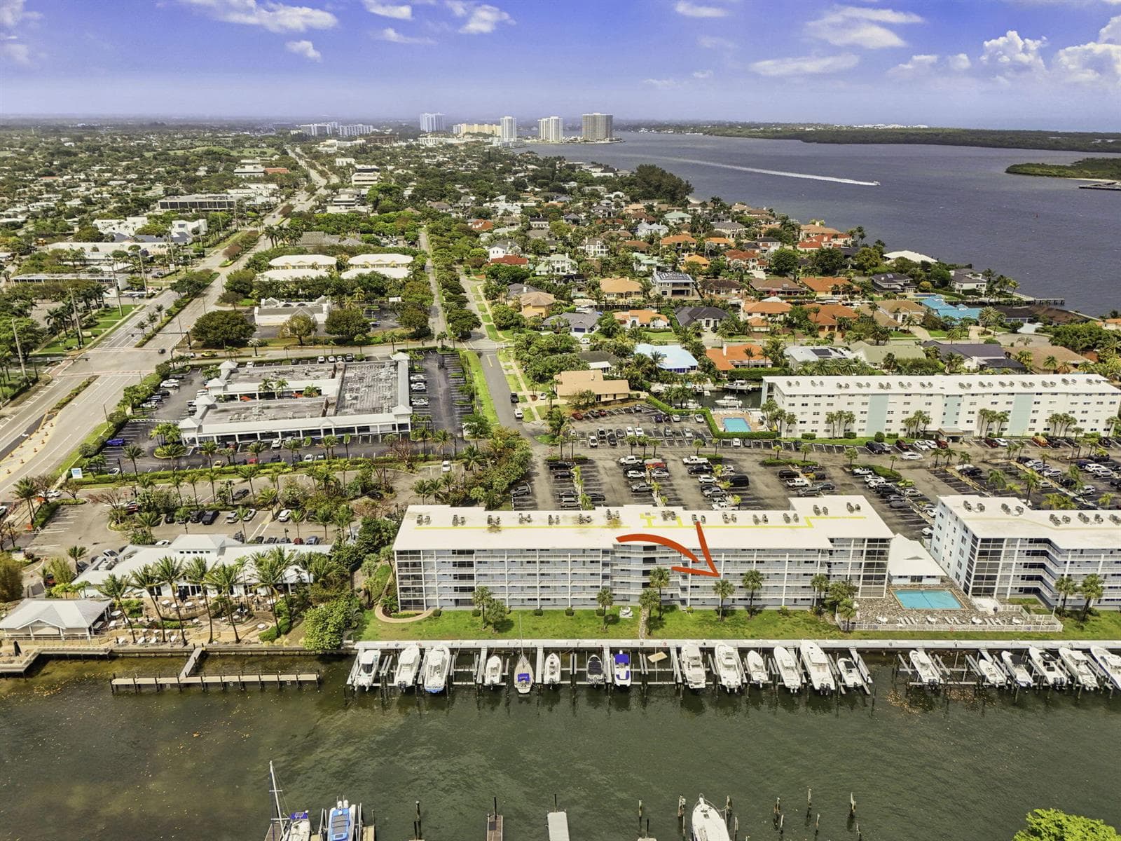 108 Paradise Harbour Boulevard 305 photo 11