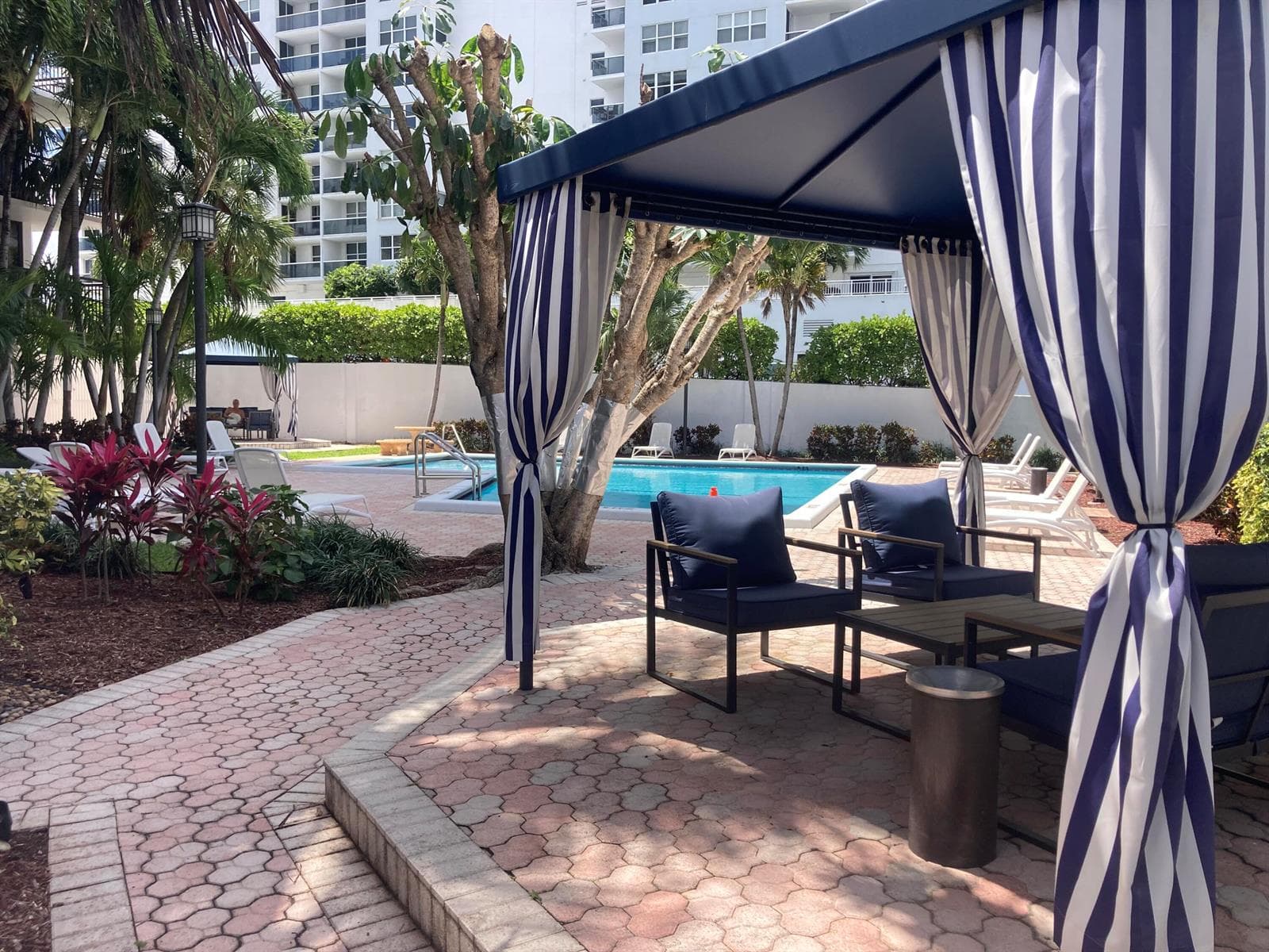 3031 N Ocean Boulevard 303 photo 2