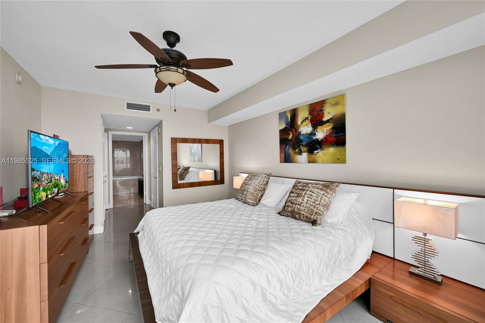 1800 S Ocean Drive 3908 photo 22