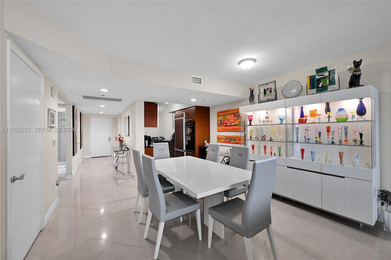 1800 S Ocean Drive 3908 photo 10