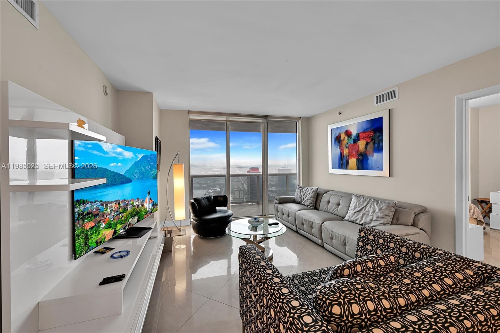 1800 S Ocean Drive 3908 photo 14