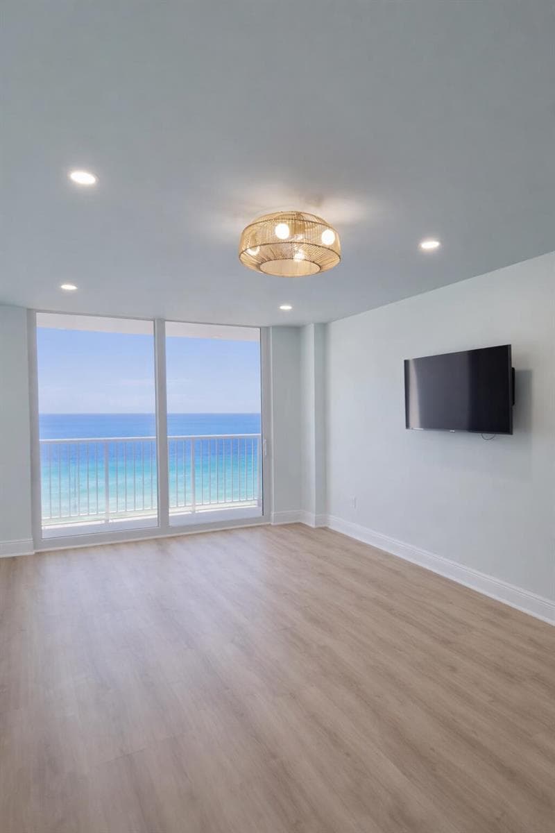 400 N Surf Road 1105 photo 5