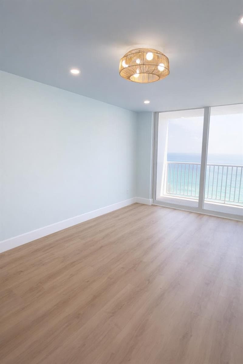 400 N Surf Road 1105 photo 10