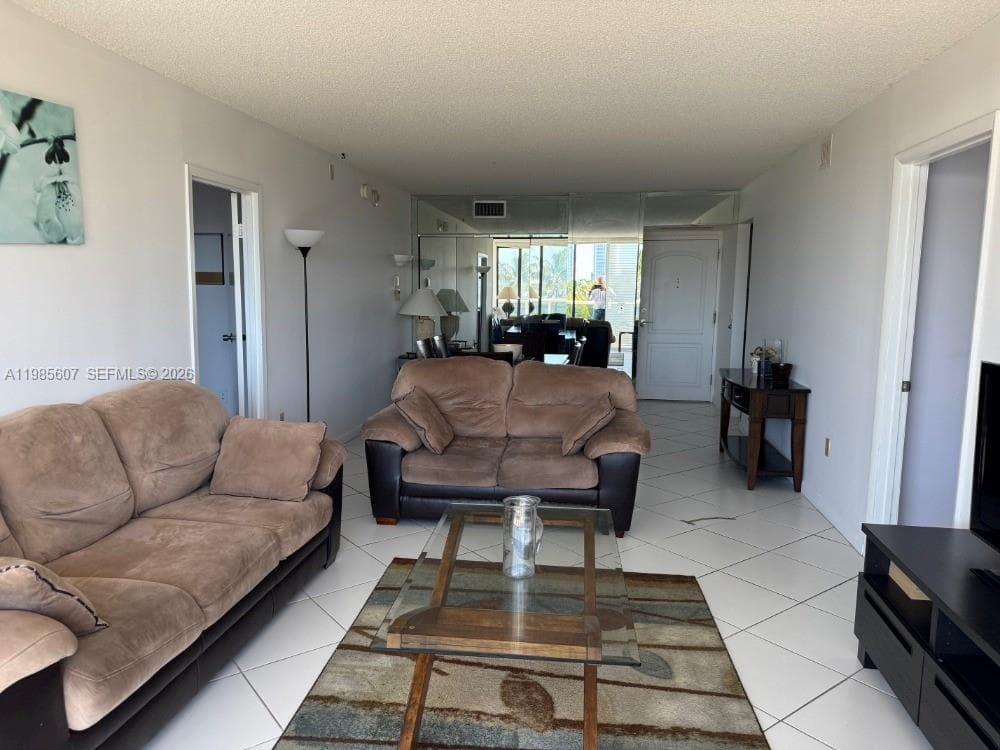 3675 Country Club Dr 508 photo 20