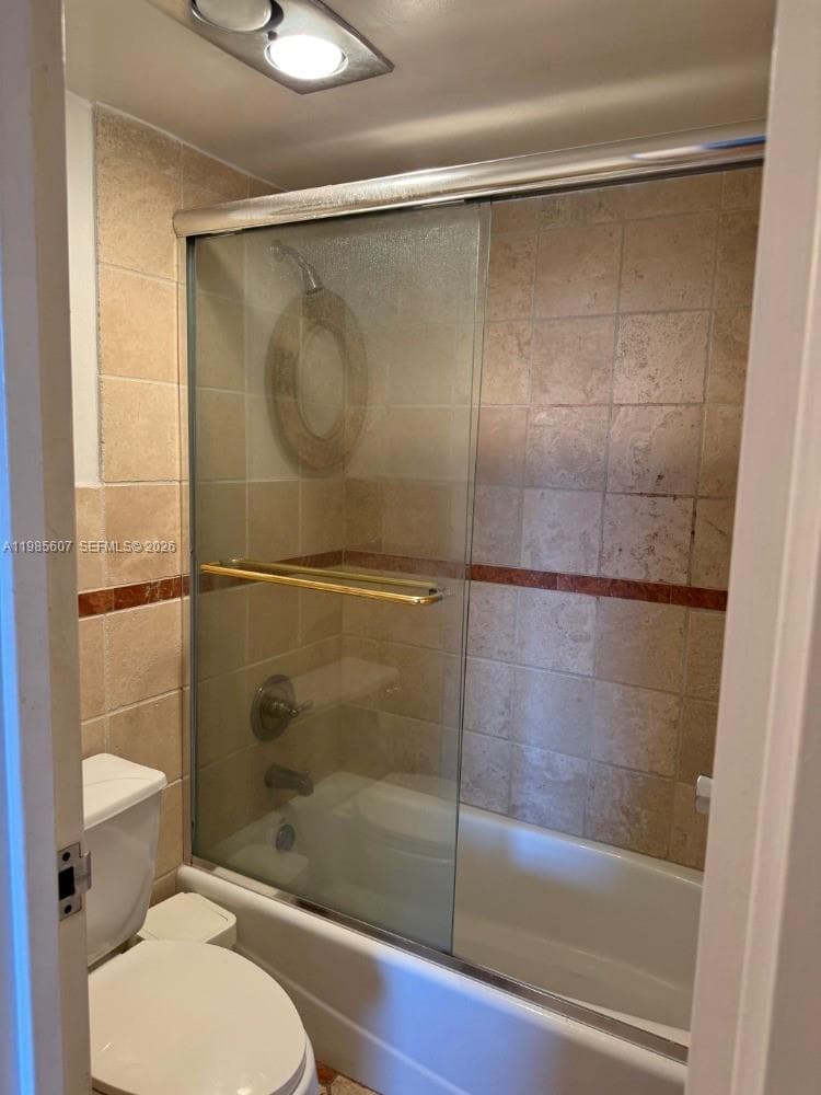 3675 Country Club Dr 508 photo 24