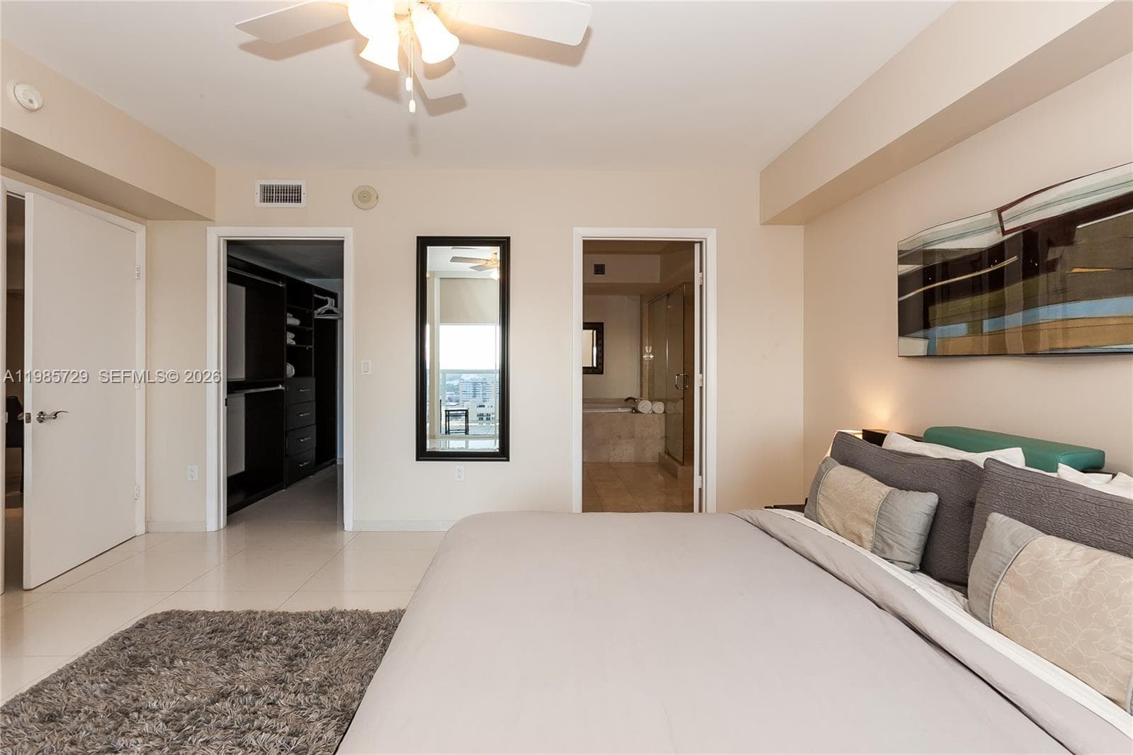 1830 S OCEAN DR 3204 photo 11