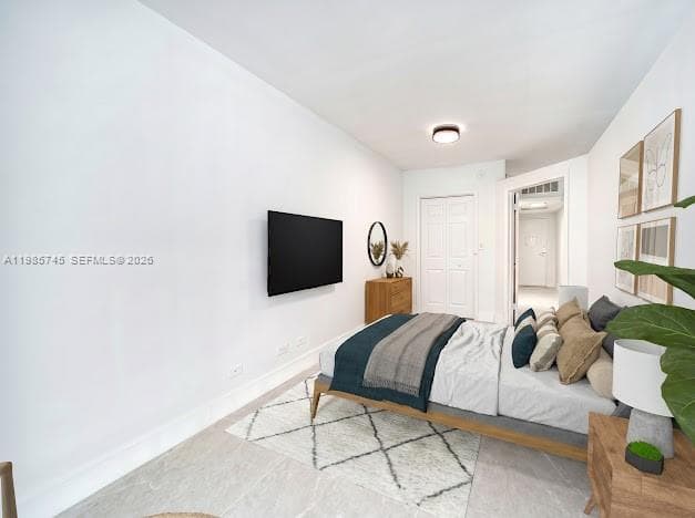 2301 Collins Ave 311 photo 11