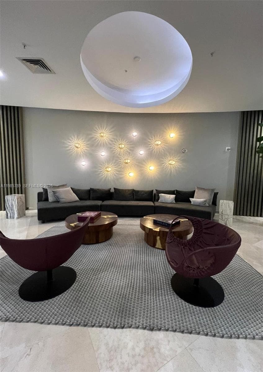 10275 Collins Ave 1104 photo 12