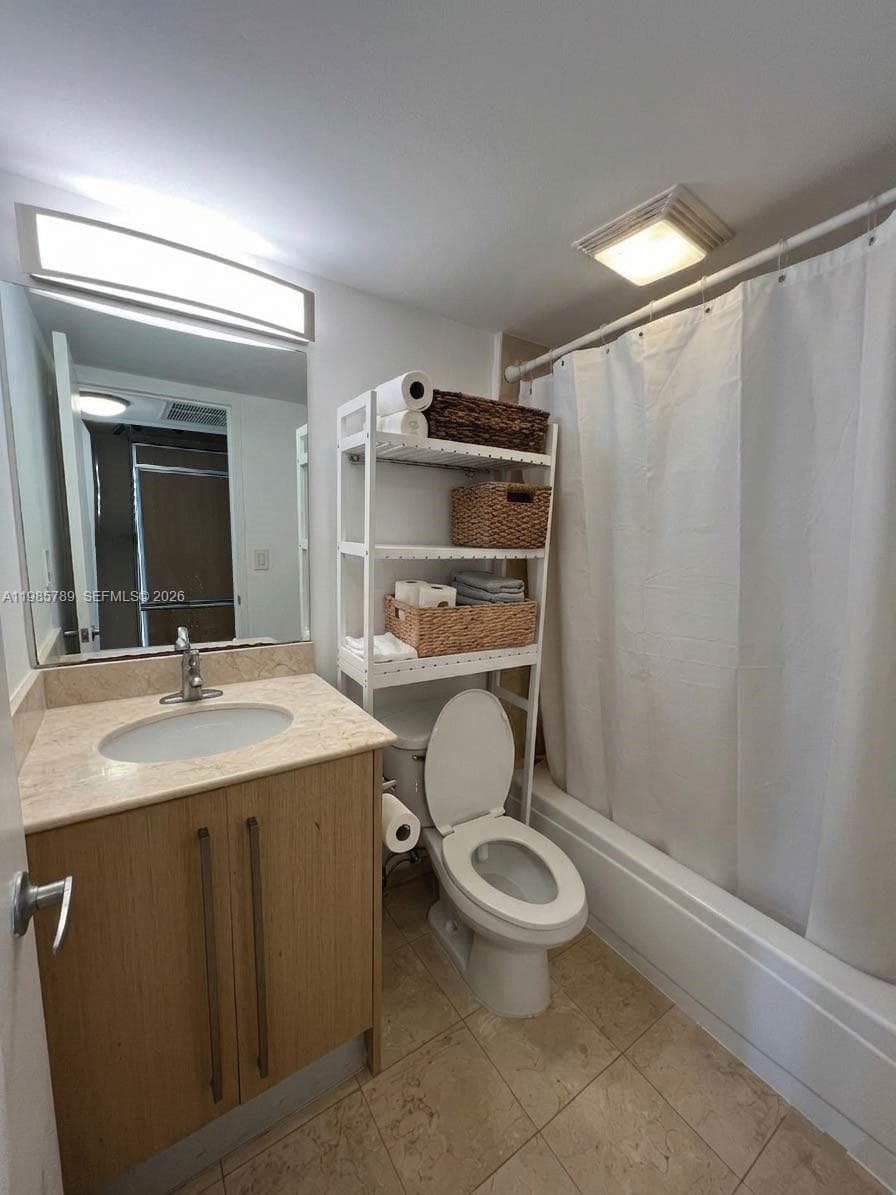 10275 Collins Ave 1104 photo 19