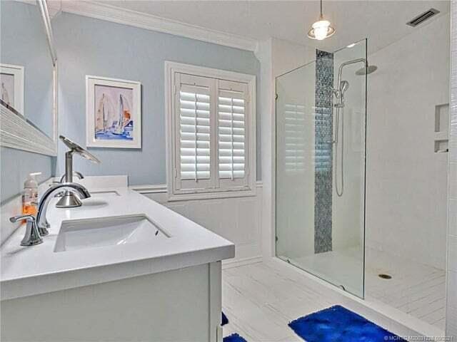 765 SW Rustic Circle photo 16
