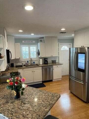 765 SW Rustic Circle photo 12