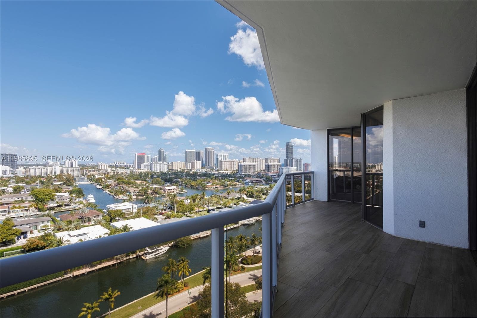 3640 Yacht Club Dr 1701 photo 25
