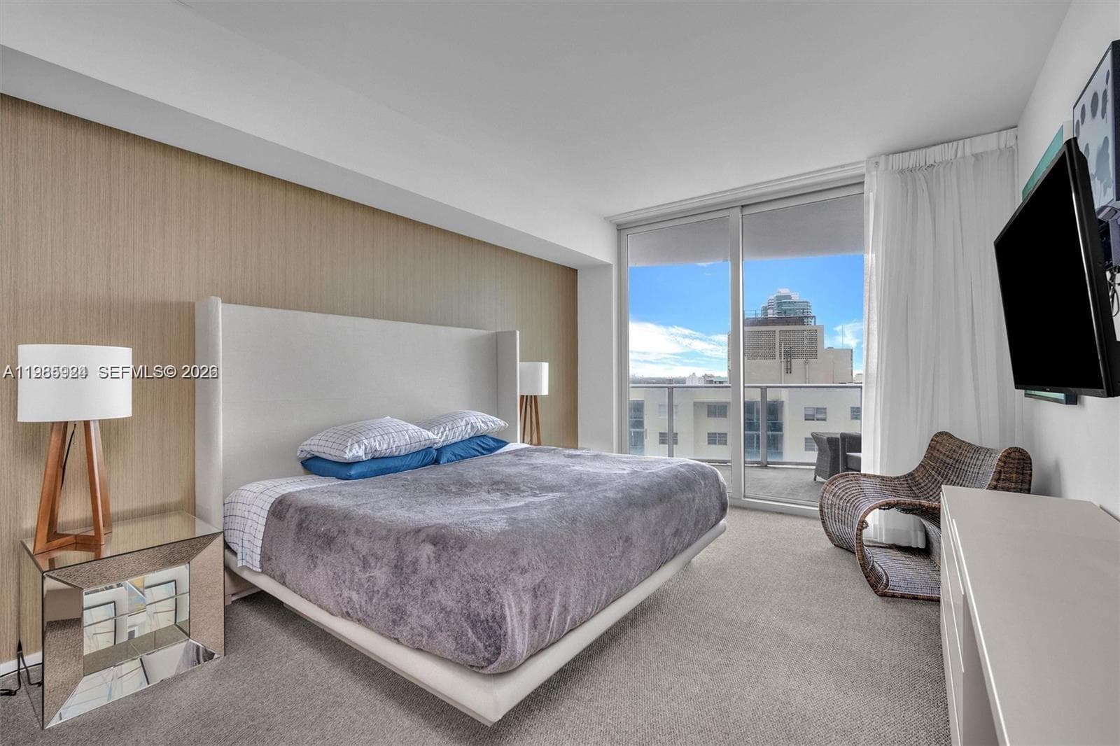 4111 S Ocean Dr 1210 photo 14