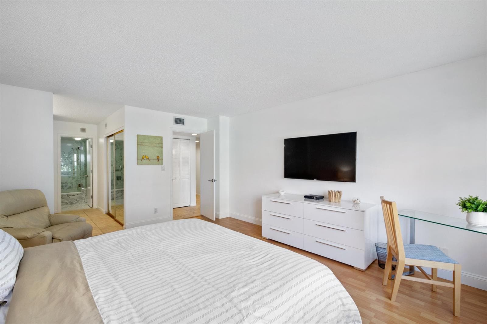 5000 N Ocean Boulevard 208 photo 11