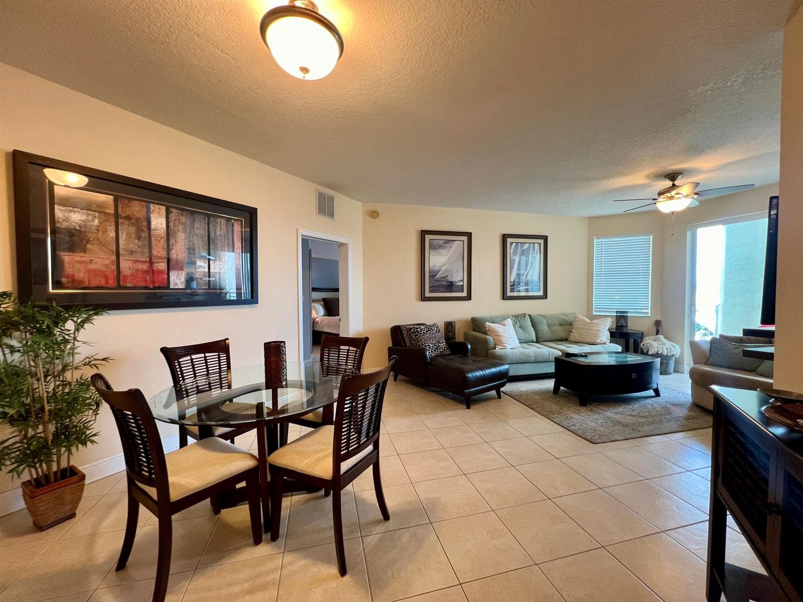 975 NW Flagler Avenue photo 3